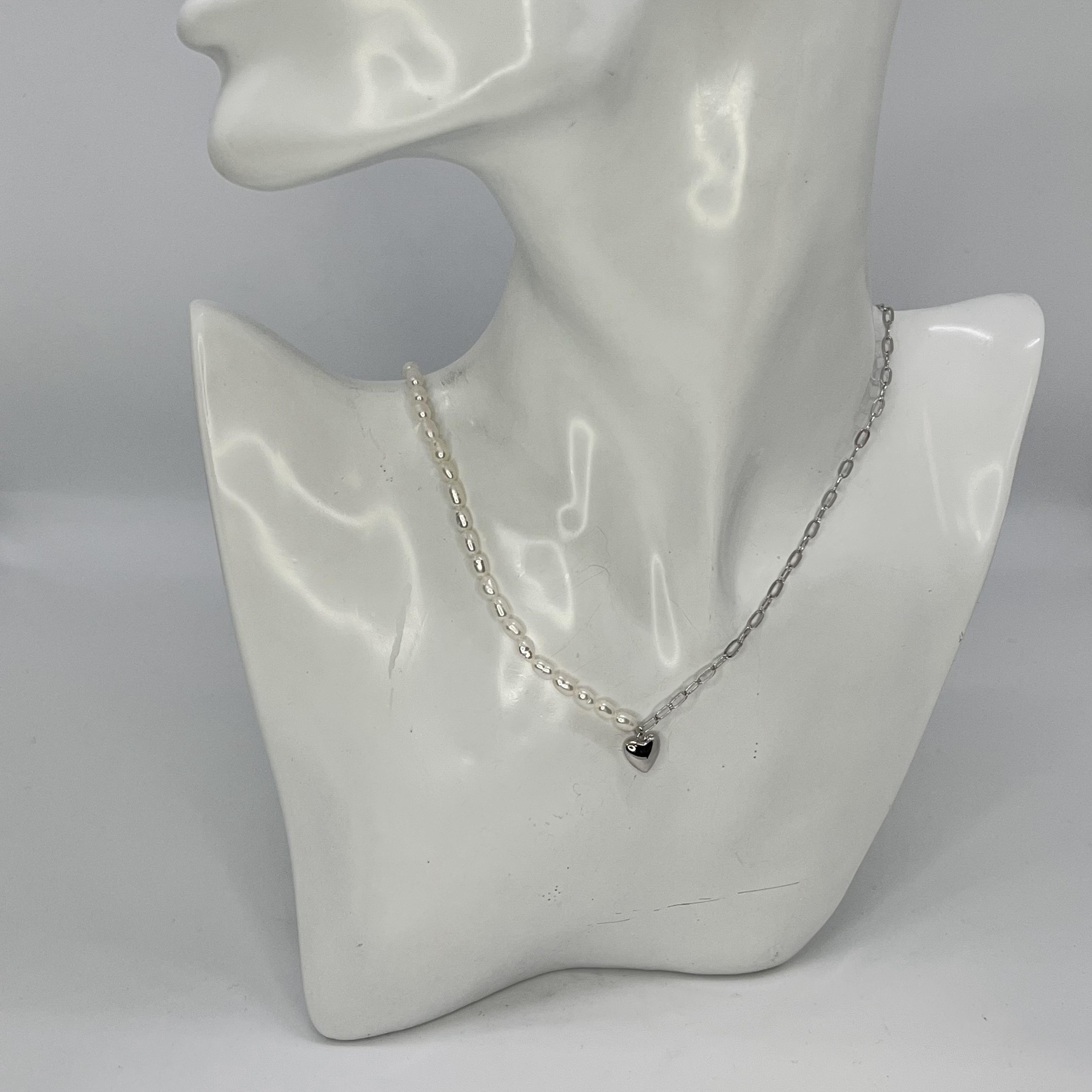 Колье из серебра и жемчуга с сердцем (925) 24Е140048